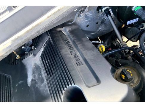 Used 2018 Ford F150 Platinum w/ Equipment Group 701A Luxury image 34