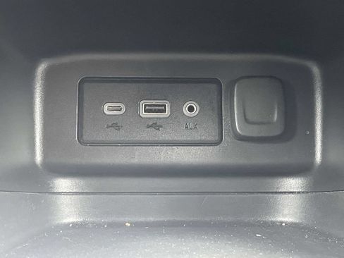 Used 2021 Chevrolet Equinox LT FWD image 31