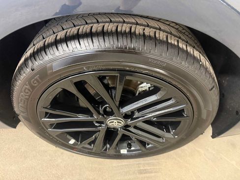 Certified 2026 Toyota Camry SE AWD/4WD image 9