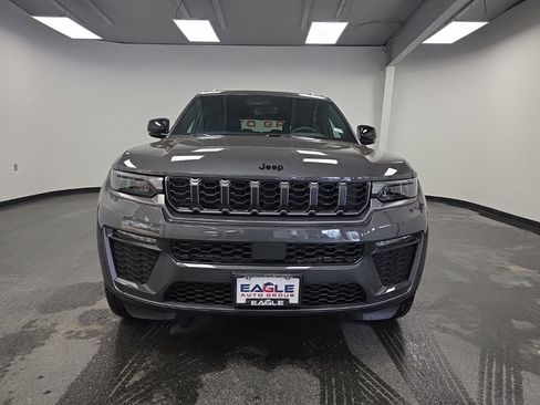 New 2026 Jeep Grand Cherokee L Limited w/ Limited Altitude Package image 4