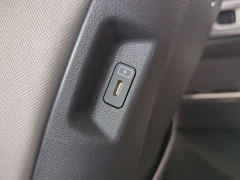 New 2026 Hyundai Santa Fe SE image 17