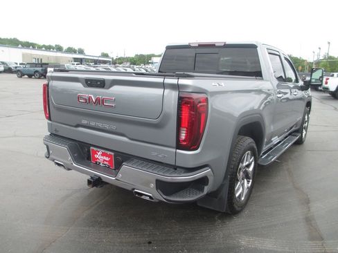 Used 2024 GMC Sierra 1500 SLT w/ SLT Premium Plus Package AWD/4WD image 6