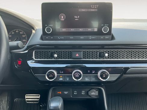 Used 2025 Honda Civic Sport image 11