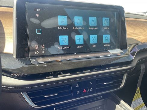 New 2025 Volkswagen Atlas SE image 22