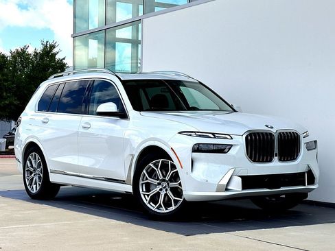 New 2026 BMW X7 xDrive40i w/ Premium Package image 1
