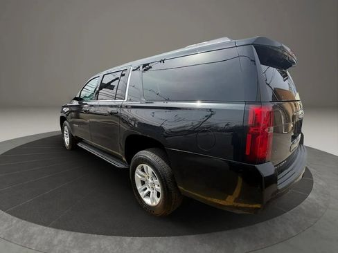 Used 2018 Chevrolet Suburban LT AWD/4WD image 7