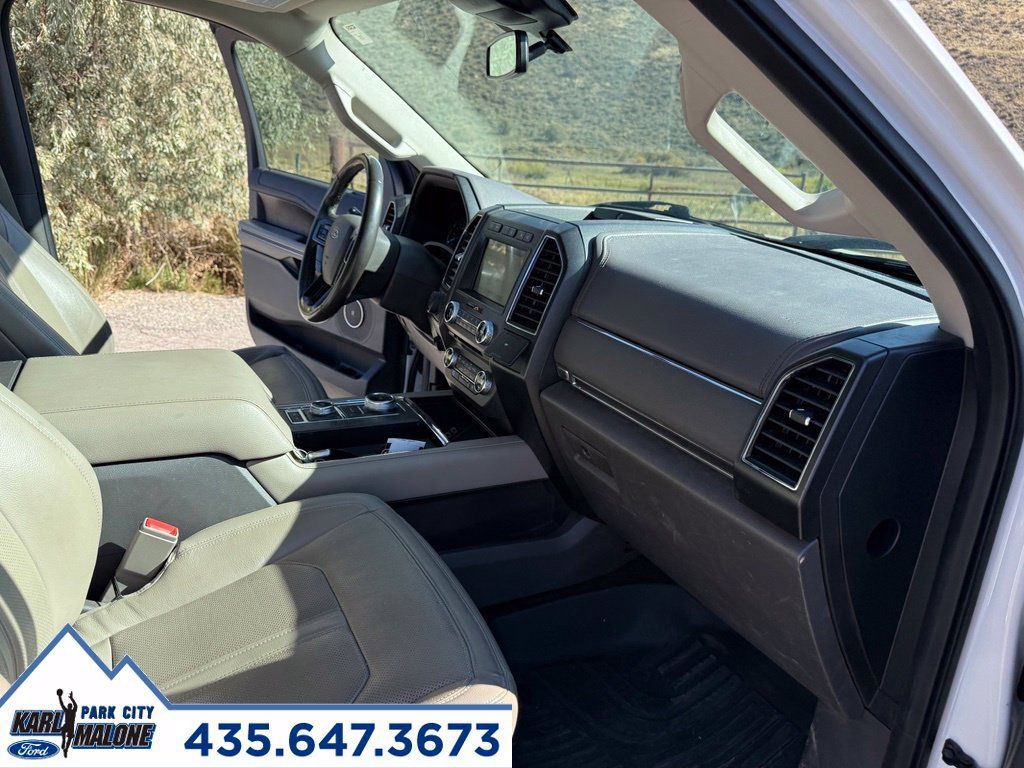 Used 2018 Ford Expedition Limited w/ Equipment Group 302A AWD/4WD image 41