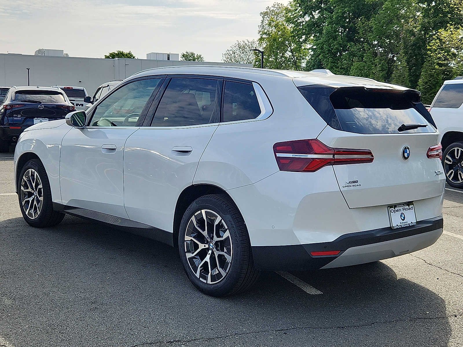 Used 2026 BMW X3 xDrive30i w/ Convenience Package AWD/4WD image 4