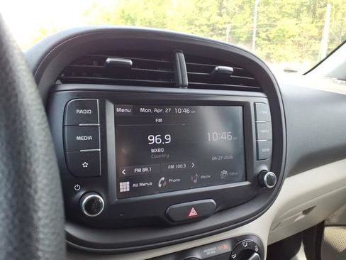 Used 2022 Kia Soul LX w/ Technology Package FWD image 24
