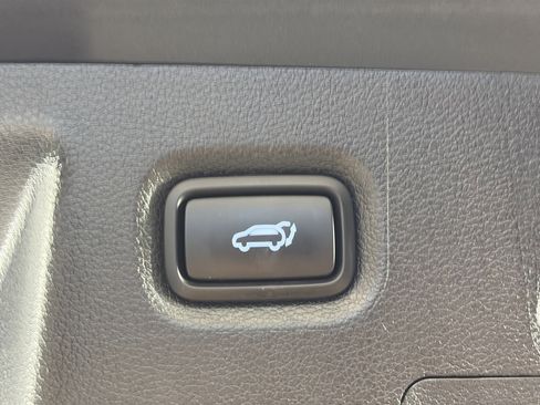 Used 2023 Hyundai Santa Fe Limited w/ Cargo Package AWD/4WD image 15