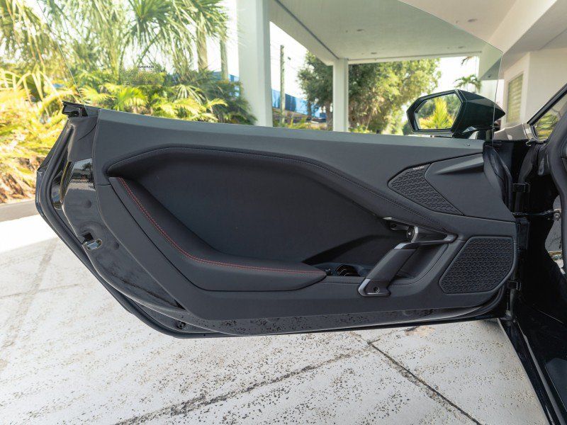 Used 2026 Lamborghini Temerario AWD/4WD image 33