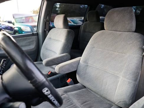 Used 2000 Honda Odyssey EX image 6