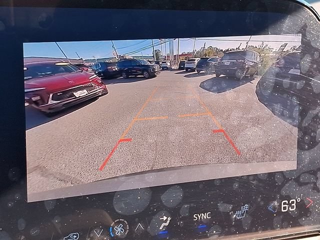 Used 2025 Chevrolet Traverse LT FWD image 18