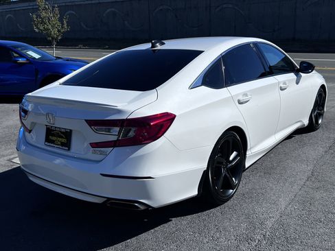 Used 2022 Honda Accord Sport Special Edition image 6