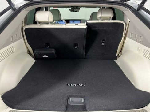 Used 2024 Genesis GV60 Advanced image 28