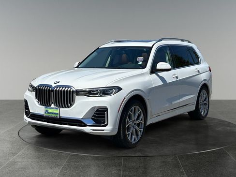 Used 2019 BMW X7 xDrive40i w/ Premium Package AWD/4WD image 3