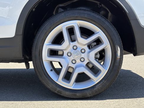 Used 2024 Honda Passport EX-L image 14