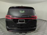 New 2025 Chrysler Pacifica Limited image 5