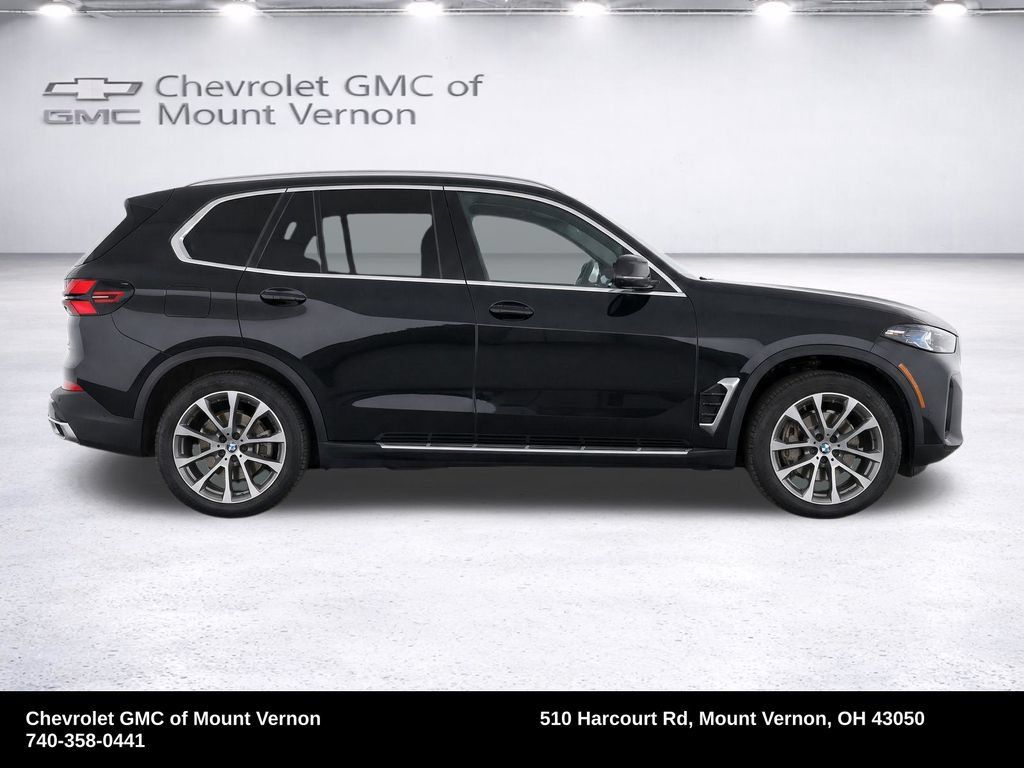 Used 2026 BMW X5 xDrive40i AWD/4WD image 43