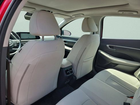 Used 2023 Hyundai Sonata SEL w/ Convenience Package FWD image 19