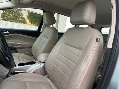 Used 2013 Ford C-MAX SEL FWD image 15