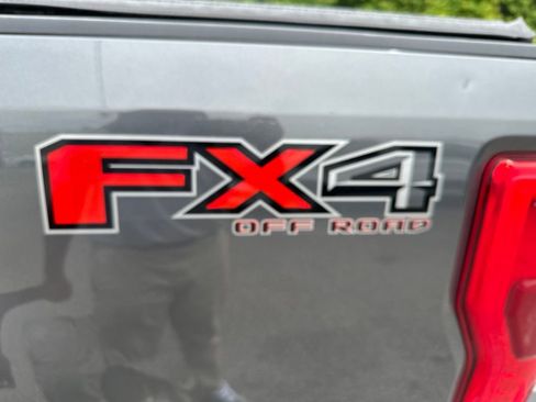 Used 2019 Ford F250 Lariat w/ Lariat Ultimate Package AWD/4WD image 20