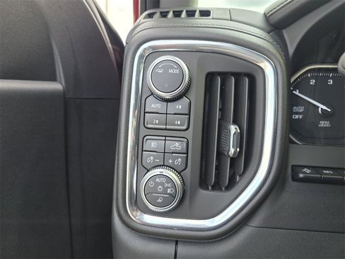 Used 2020 GMC Sierra 1500 Denali w/ Denali Ultimate Package image 25