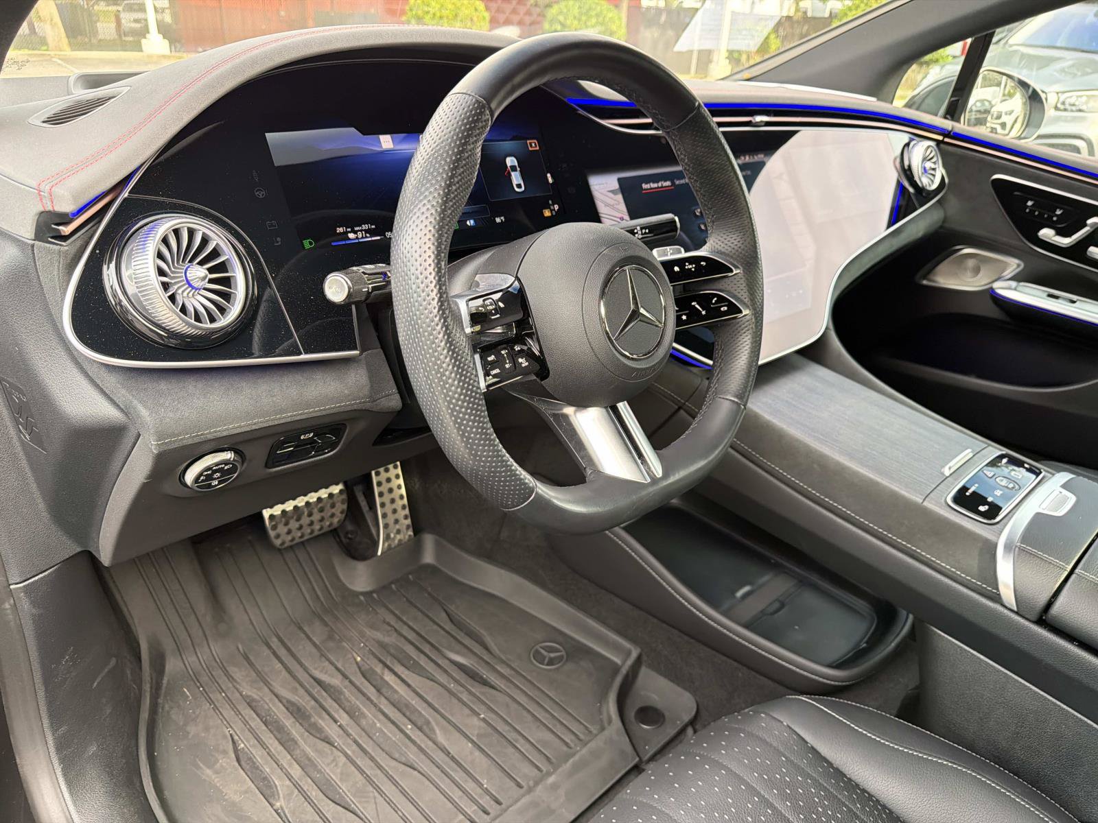 Certified 2024 Mercedes-Benz EQE 500 4MATIC Sedan image 18