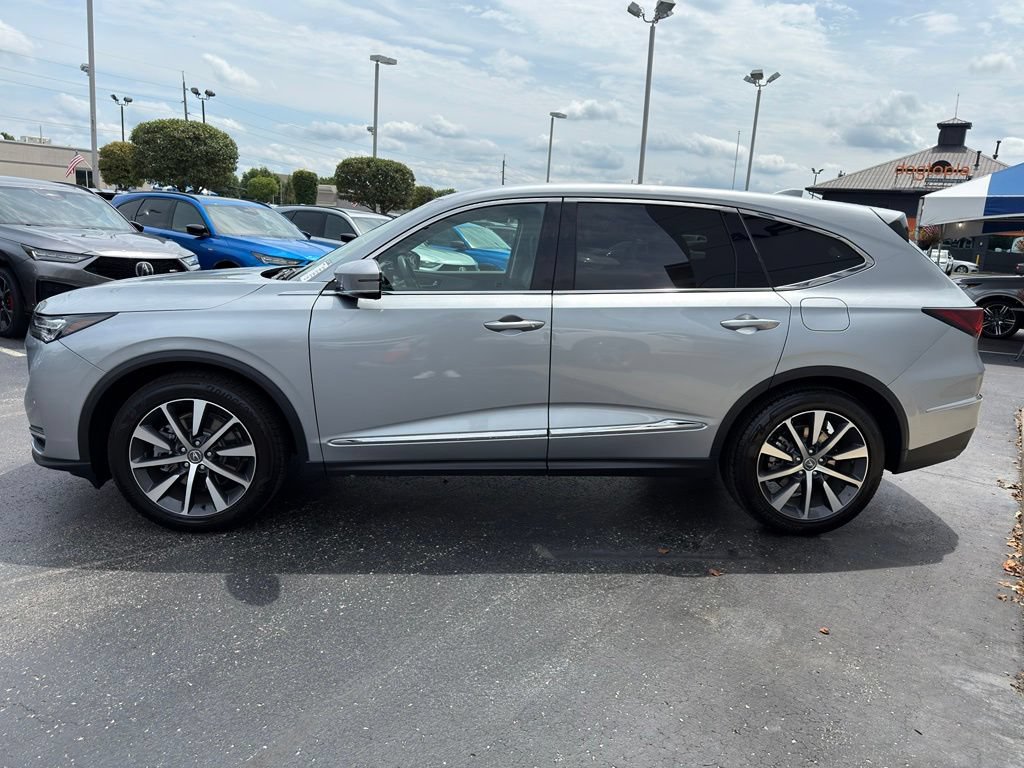Certified 2026 Acura MDX w/ Technology Package FWD image 8