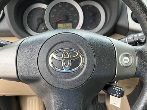 Used 2011 Toyota RAV4 4WD w/ Base L4 Extra Value Pkg image 11