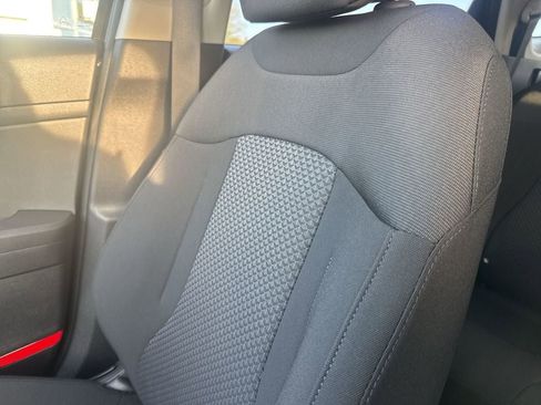 New 2026 Kia Sportage LX FWD image 34