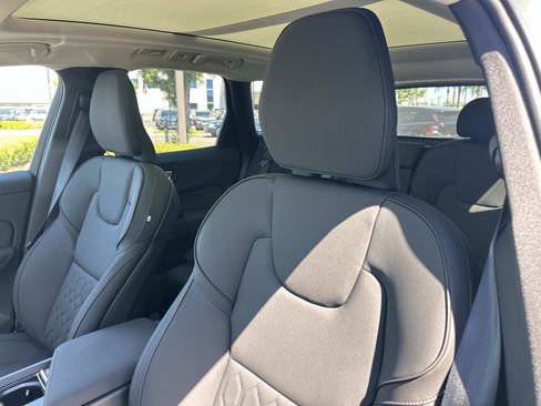 New 2026 Volvo XC60 B5 Plus w/ Climate Package AWD/4WD image 15