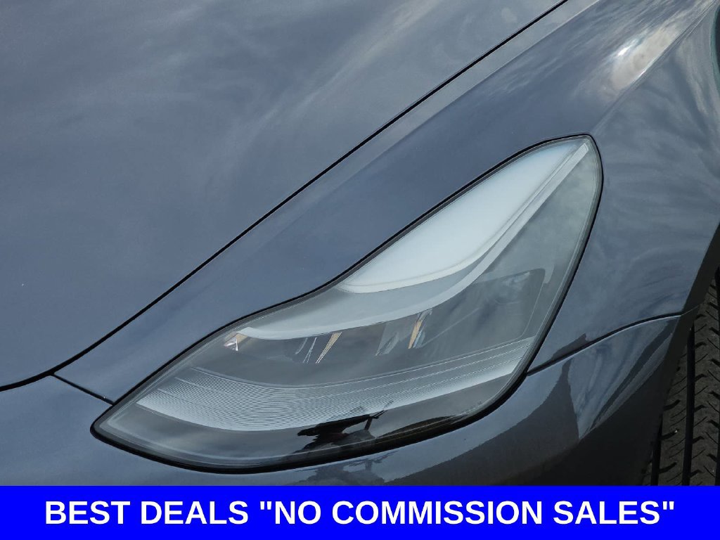 Used 2023 Tesla Model 3 Standard Range RWD image 34