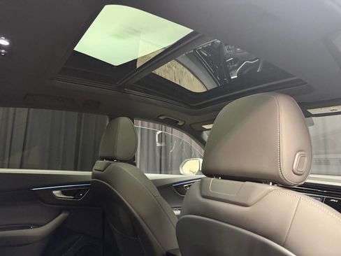 Used 2019 Audi Q8 Prestige image 27