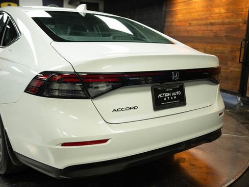 Used 2023 Honda Accord EX image 6