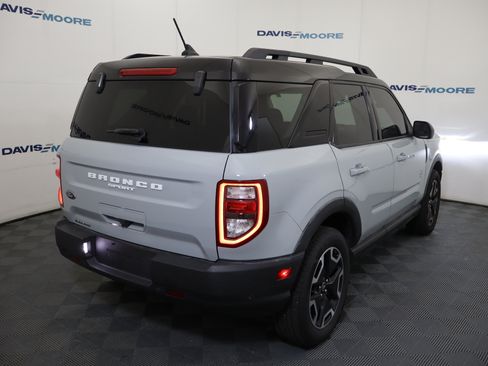Used 2022 Ford Bronco Sport Outer Banks w/ Tech Package AWD/4WD image 6