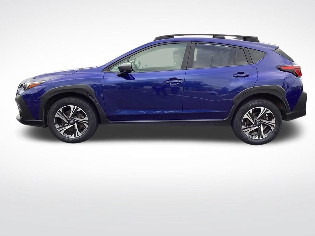 Used 2025 Subaru Crosstrek 2.5i Premium AWD/4WD image 7