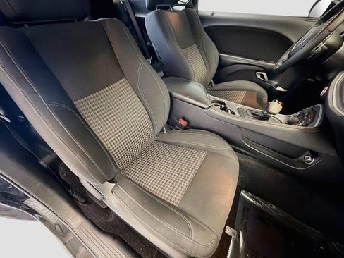 Used 2016 Dodge Challenger SXT w/ Blacktop Package RWD image 14