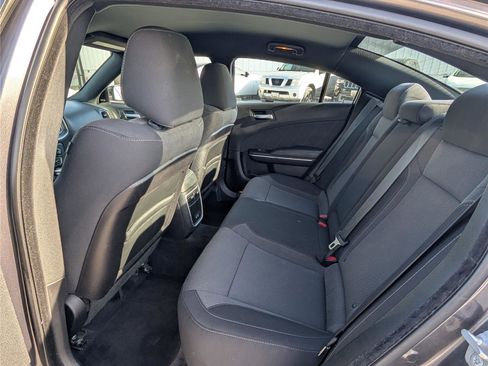 Used 2016 Dodge Charger SXT image 13