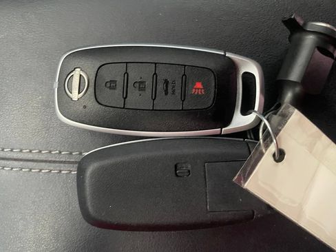 Certified 2024 Nissan Sentra SV FWD image 18