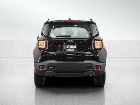 Used 2019 Jeep Renegade Trailhawk w/ Cold Weather Group II AWD/4WD image 4