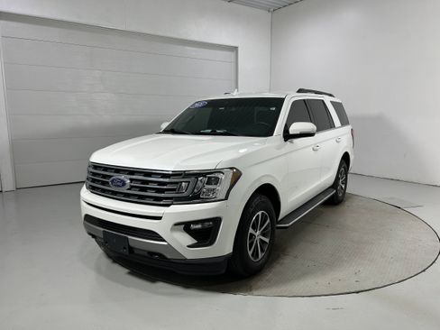Used 2021 Ford Expedition XLT AWD/4WD image 19