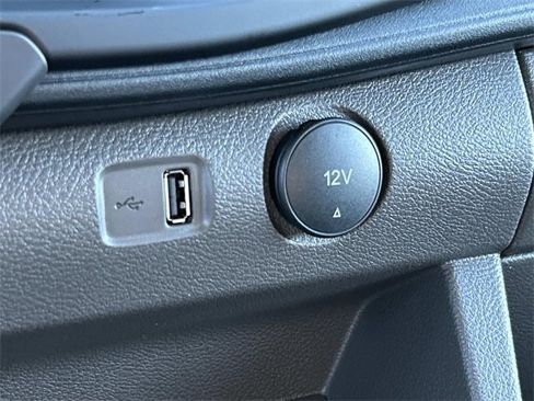 New 2025 Ford Transit 250 148 Medium Roof image 30