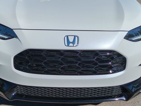 Used 2025 Honda HR-V EX-L image 9