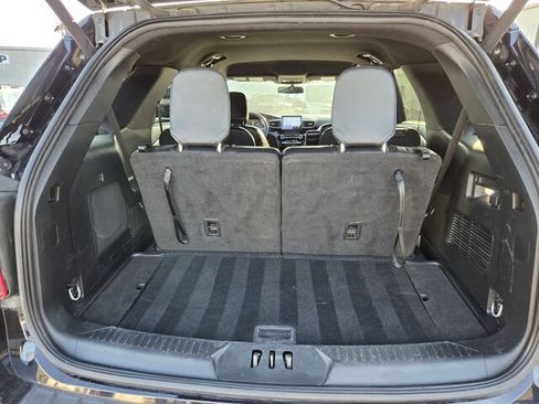 Used 2023 Ford Explorer ST-Line w/ Class IV Trailer Tow Package RWD image 29