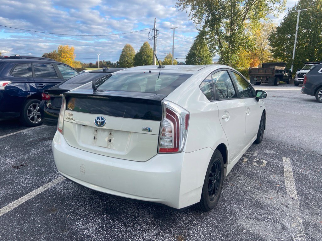 Used 2014 Toyota Prius Four FWD image 5
