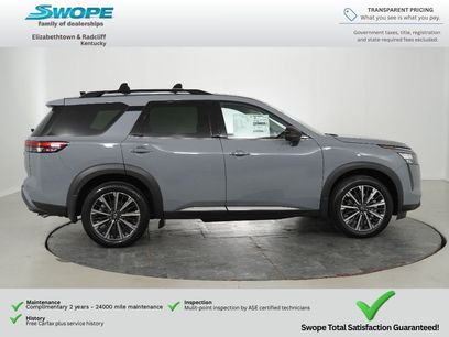New 2026 Nissan Pathfinder Platinum w/ Cargo Package