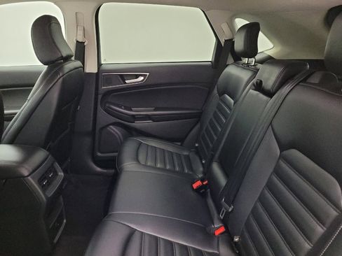 Used 2024 Ford Edge SEL image 18