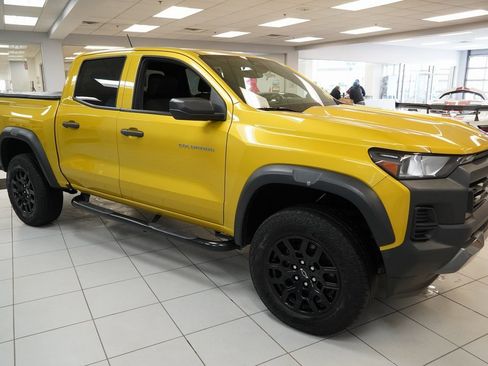 Used 2023 Chevrolet Colorado Trail Boss w/ Advanced Trailering Package image 15