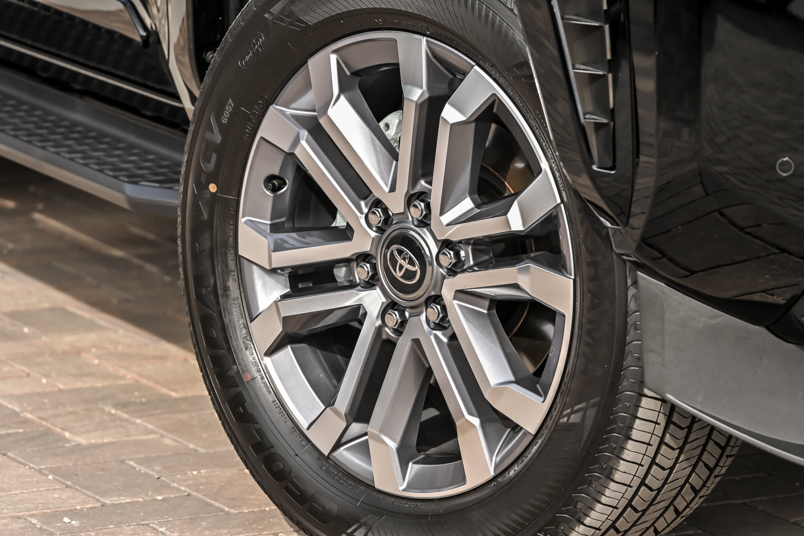 Used 2026 Toyota 4Runner Limited AWD/4WD image 3